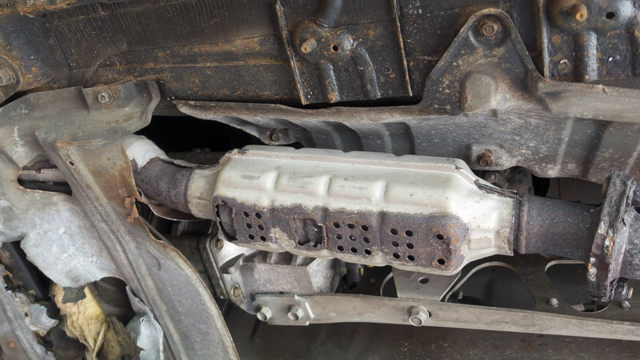 O Se Trouve Le Catalyseur Sur Un V hicule Starting Auto
